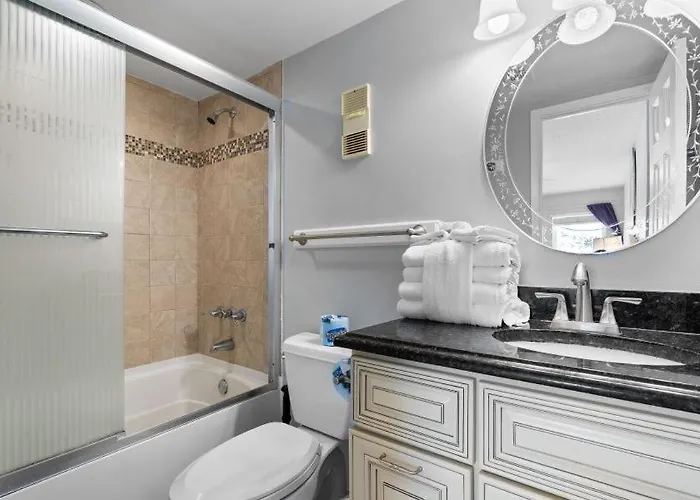 Apartment Boardwalk 685 By Youngs Suncoast